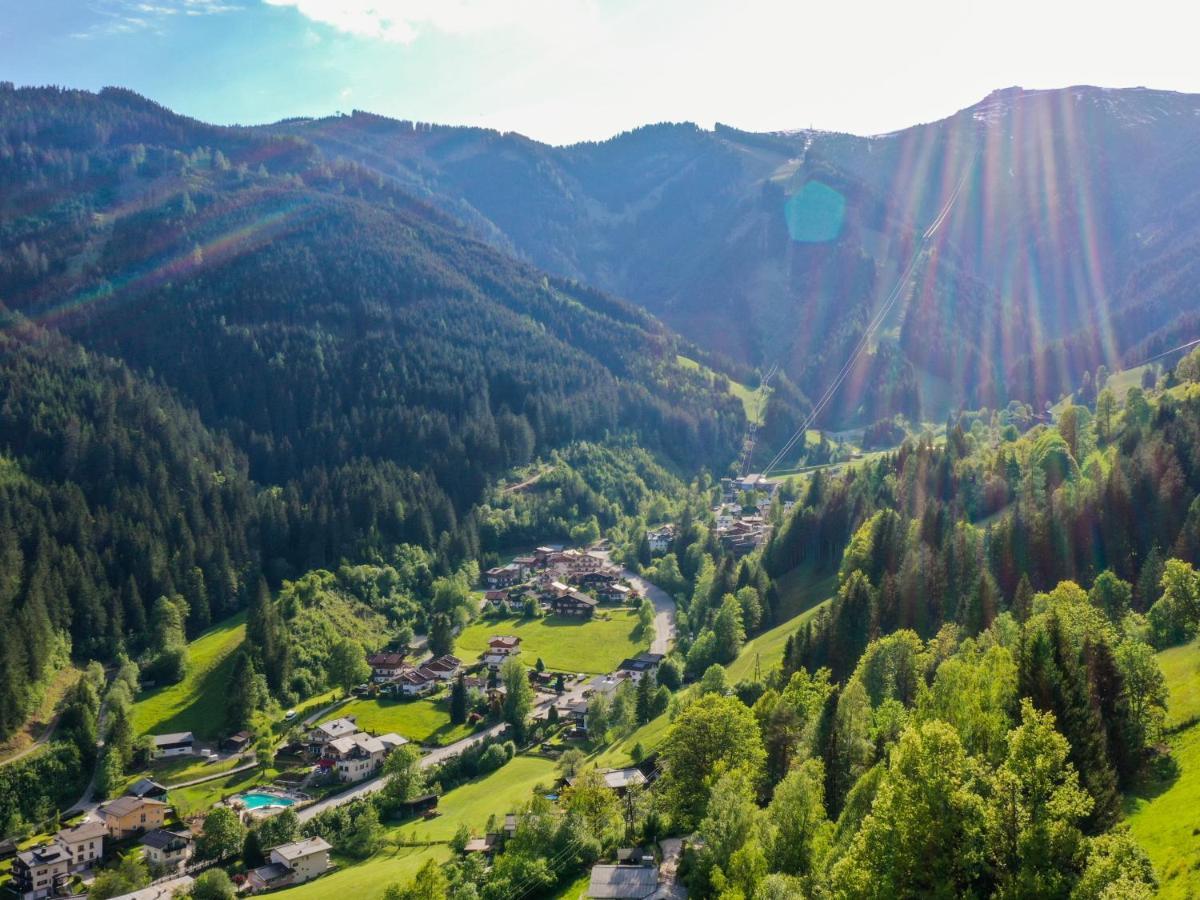 Der Sonnberg Alpinlodges - Apartments Mit Seeblick, Privater Sauna Und Self Check-In Zell am See Exterior photo